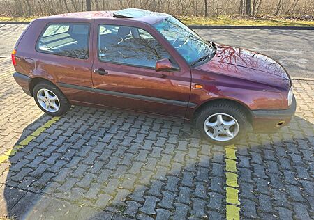 VW Golf Volkswagen 1.6 GL H-Kenzeichen 1.Hand elek SD ZV TÜV