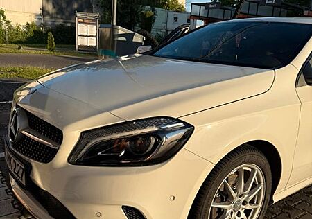 Mercedes-Benz A 180 -