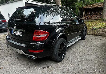 Mercedes-Benz ML 63 AMG 4MATIC AMG