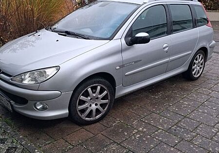 Peugeot 206 Quicksilver Kombi gebraucht kaufen