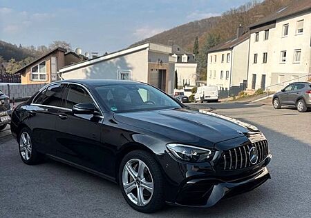 Mercedes-Benz E 220 d Autom. -Lim