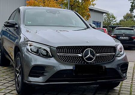 Mercedes-Benz GLC 350 e 4MATIC Autom AMG Line