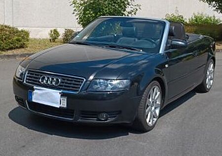 Audi A4 1.8 T Cabriolet - S-line