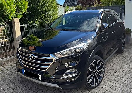 Hyundai Tucson Style 2017 69000km 132PS AHK
