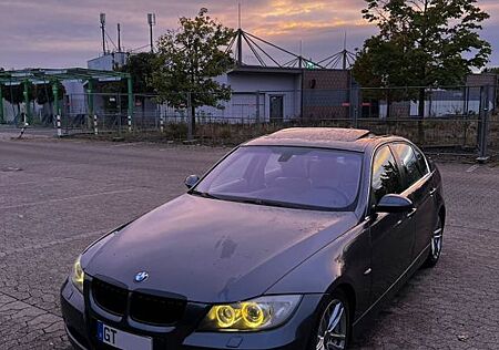 BMW 325I e90 VB, VOLL, AUTOMATIK, ABSTANDTEMPO