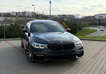 BMW 540i A - RWD | 2017 | 155,000 km |