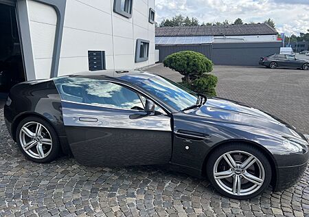 Aston Martin V8 Vantage 4.7l -