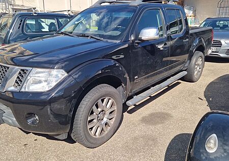 Nissan Navara Pickup 4x4 AHK