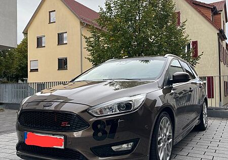 Ford Focus 1,0 EcoBoost 92kW ST-Line Turnier Auto...