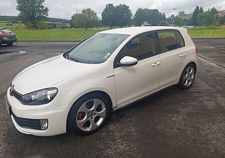 VW Golf Volkswagen 2.0 TSI GTI GTI