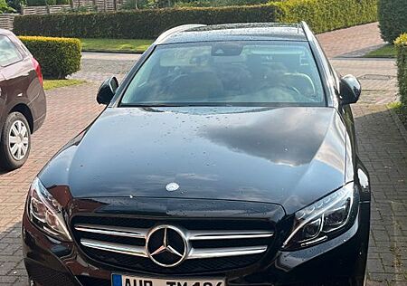 Mercedes-Benz C 180 T AVANTGARDE Kombi, Panorama, Led, AHK