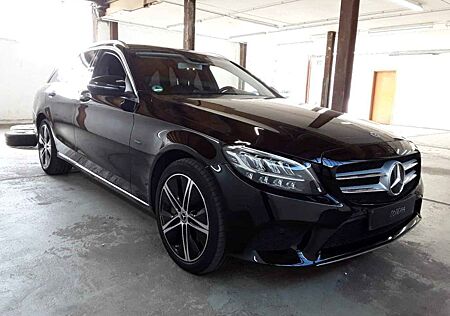 Mercedes-Benz C 300 e Avantgarde Navi Sound-System Tempomat