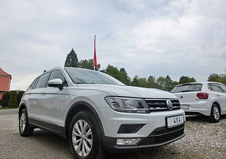 VW Tiguan Volkswagen 4Motion Mod.2017/Aut./Navi/AHK/SHZ