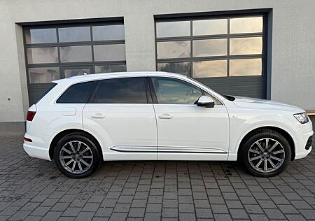 Audi Q7 3.0 TDI ultra quattro S-Line