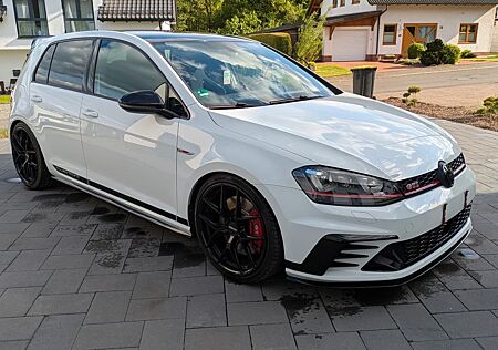 VW Golf Volkswagen 2.0 TSI DSG BMT GTI Clubsport GTI Clubsport