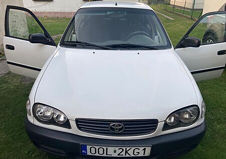Toyota Corolla E11 1.4 VVT-i - wenige kilometer