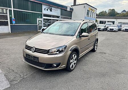 VW Touran Volkswagen CrossTouran
