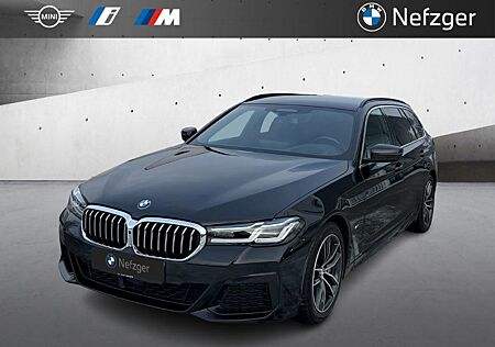 BMW 540 d xDrive Touring M Sport Soft-Close Head-Up