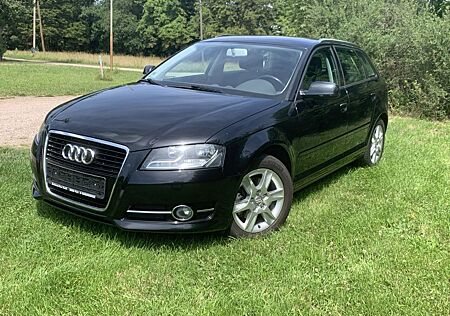 Audi A3 2.0 TDI Sportback 1. Hand, Scheckheft
