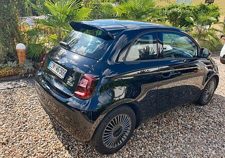 Fiat 500E Icon