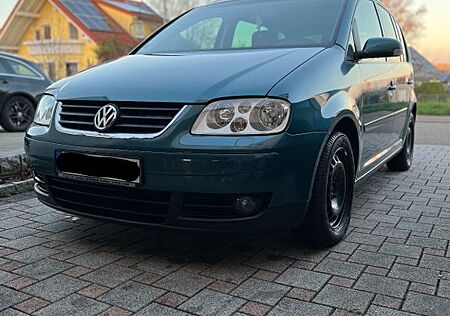 VW Touran Volkswagen 2.0 TDI DSG Highline