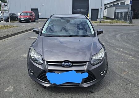 Ford Focus 2,0TDCi 85kW PowerShift DPF Titanium T...