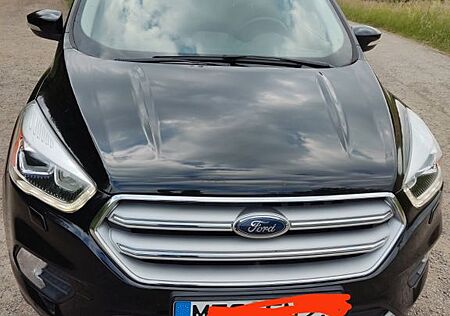 Ford Kuga 2,0 TDCi 2x4 110kW Business Edition Bus...