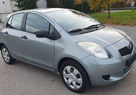 Toyota Yaris Cool/1,0 Benzin/Klima/E.fh/ 5-Türer /