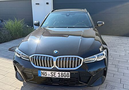 BMW 320d xDrive Touring Automatic -