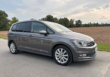 VW Touran Volkswagen 1.6 TDI Comfortline AHK, 7-Sitzer, Navi
