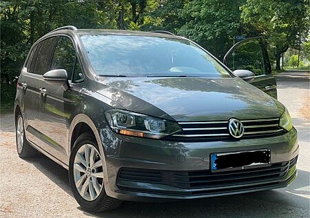 VW Touran Volkswagen 1.6 TDI SCR Trendline BMT Trendline