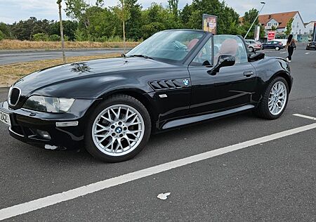 BMW Z3 Roadster 1.9i Sondermodell "Sport Edition"