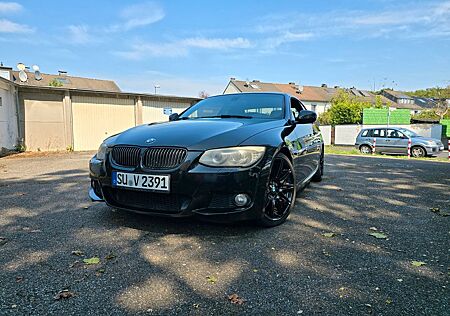 BMW 330i Cabrio -