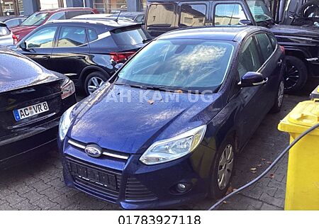 Ford Focus Lim. Trend Klima Checkheft