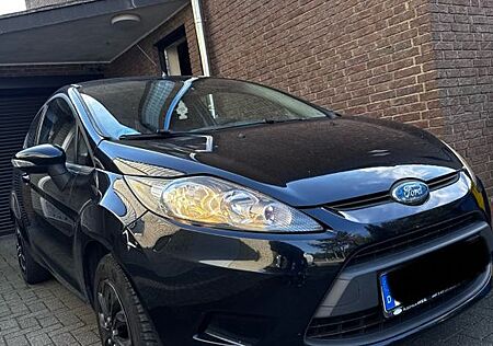 Ford Fiesta 1,25 TÜV Zahnriemen Scheckheft Klima