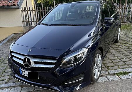 Mercedes-Benz B 180 d - Automatik LED AHK 8fach