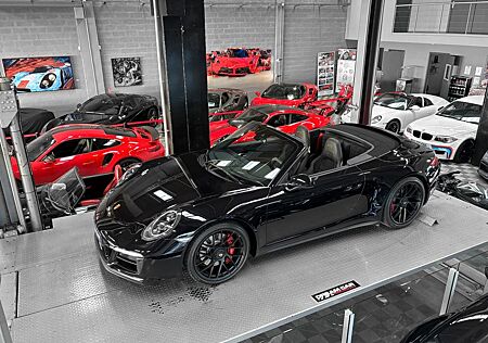 Porsche 991 Carrera GTS