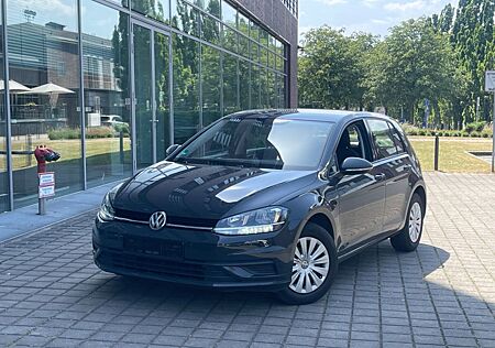 VW Golf Volkswagen VII Lim. Automatik LED 1.Hand Garantie