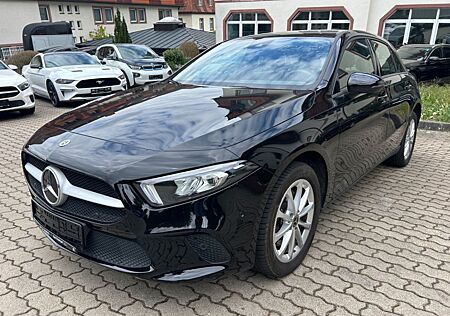 Mercedes-Benz A 250 A250e*MBUX*Kamera*LED*Parktronic*ShZ*Business*