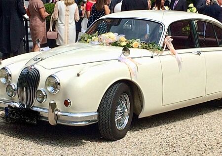 Jaguar MK II