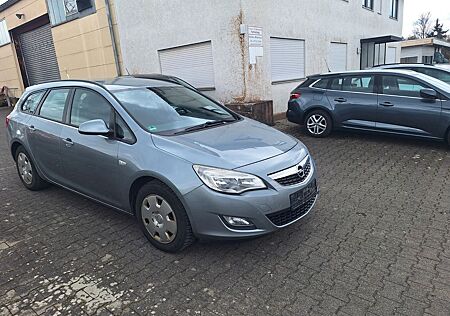 Opel Astra J Sports Tourer Edition