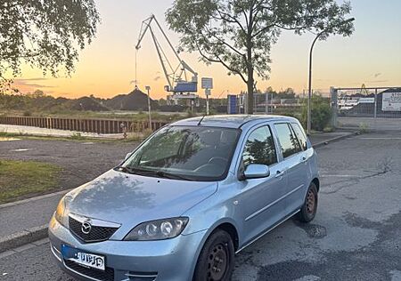 Mazda 2 Automatik TÜV 02/2027