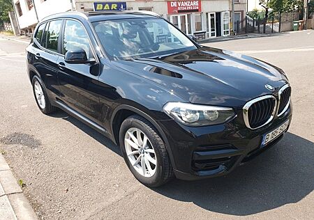 BMW X3 xDrive20d ADVANTAGE AT ADVANTAGE