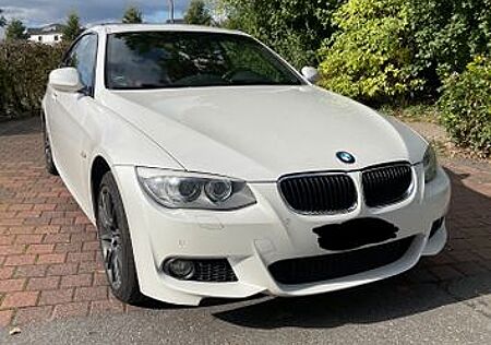 BMW 320d xDrive Coupé LCI M-Paket