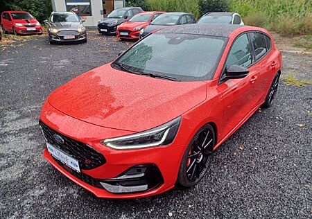 Ford Focus ** ST X / TRACKPAKET ** mit Garantie