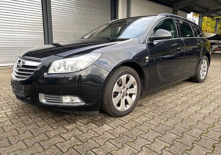 Opel Insignia A Sports Tourer, Tüv 05/26, AHK