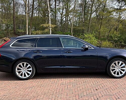 Volvo V90 D5 AWD Momentum Geartronic Momentum