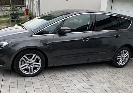 Ford S-Max 2,0 EcoBlue 140kW Titanium Auto Titanium
