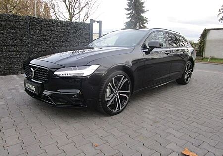 Volvo V90 Plus Dark B4 *AHK*Standheizung*Pano-Dach*
