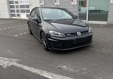 VW Golf Volkswagen 2.0 TDI DSG BMT GTD GTD